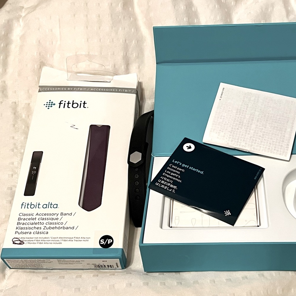 2 Fitbit alta bands